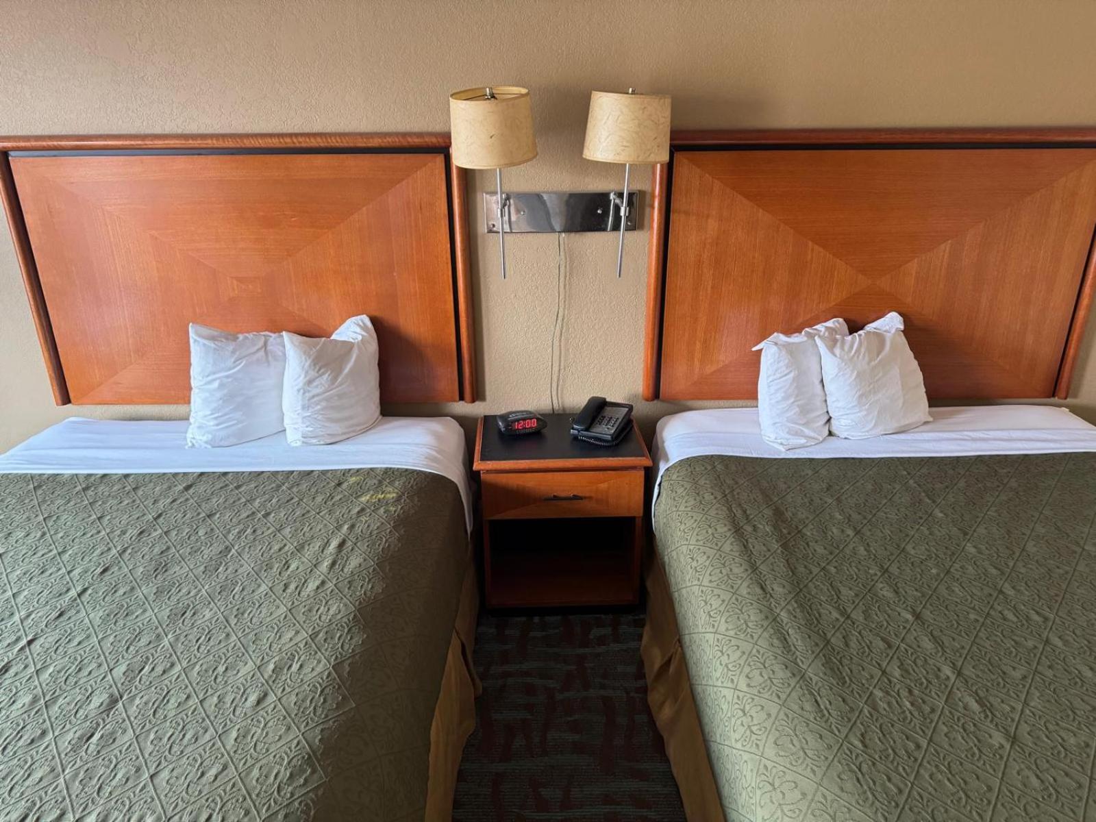 Oyo Hotel Harriman Near I-40 Εξωτερικό φωτογραφία