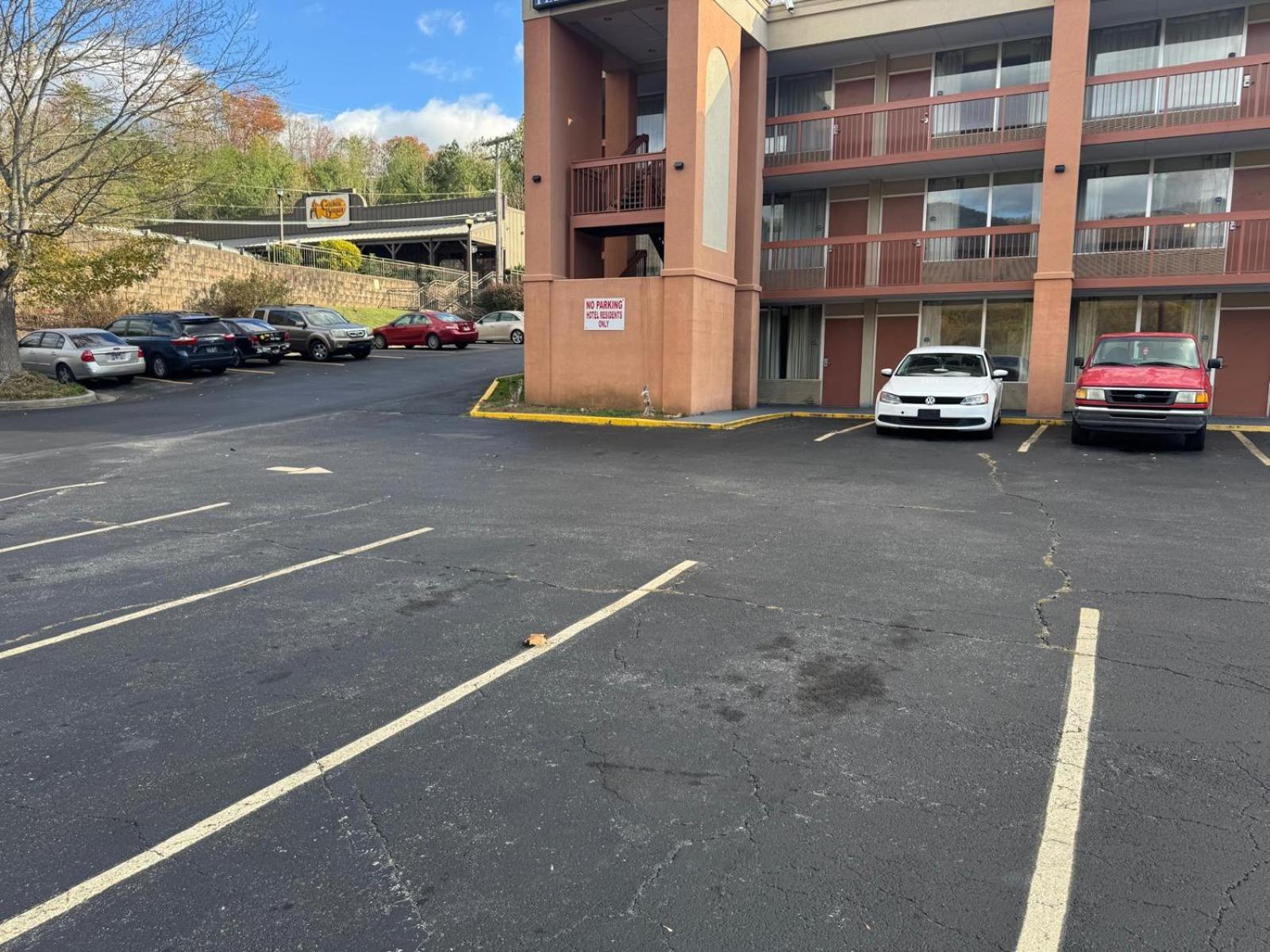 Oyo Hotel Harriman Near I-40 Εξωτερικό φωτογραφία