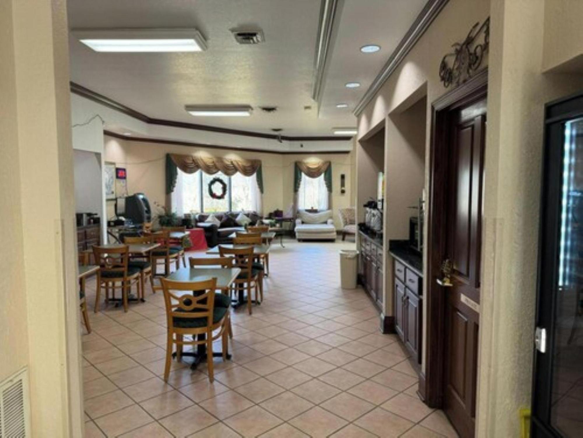 Oyo Hotel Harriman Near I-40 Εξωτερικό φωτογραφία